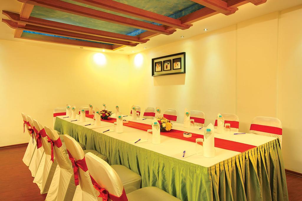 Hotel Park Residency, Kakkanad Kochi Extérieur photo