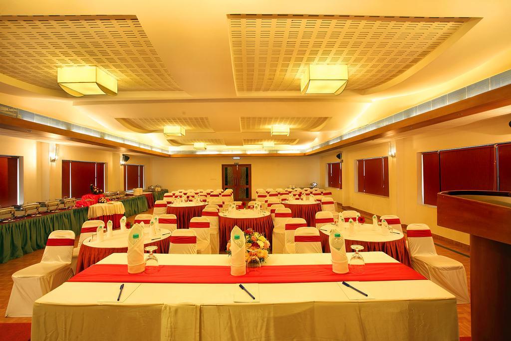 Hotel Park Residency, Kakkanad Kochi Extérieur photo